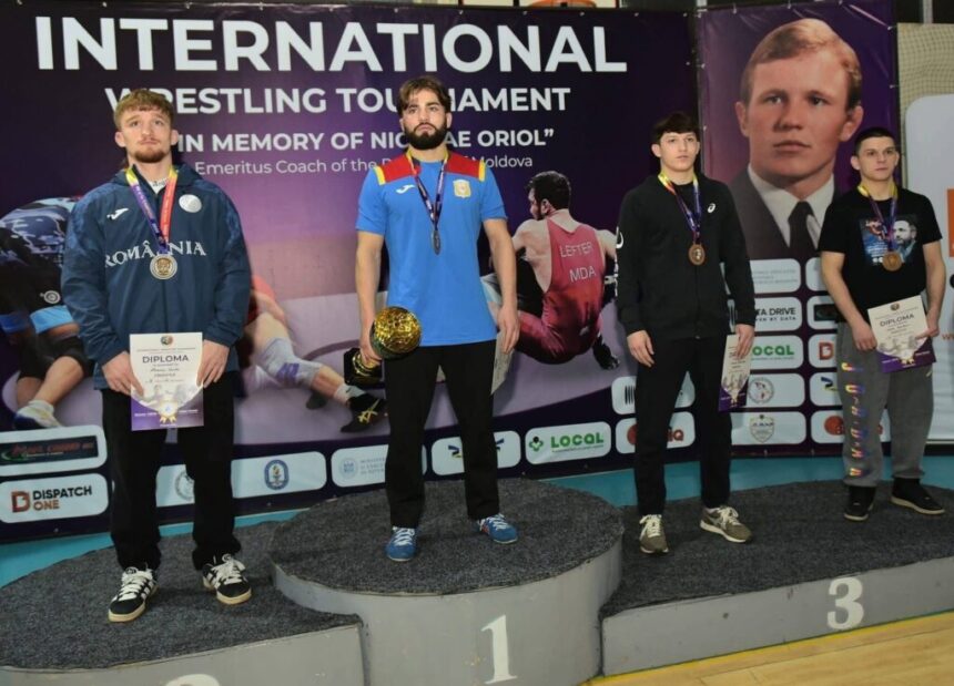 luptatorul de la csm constanta marian sandu pe podium la turneul de la chisinau 6995e3c5dc820