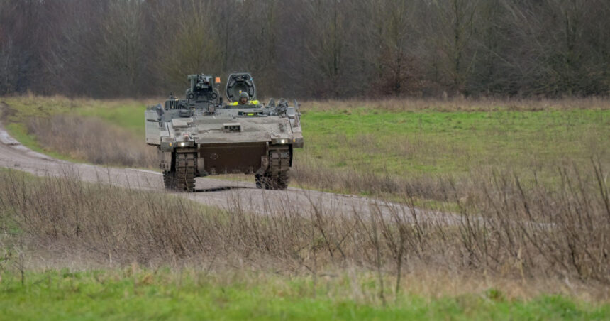 marea britanie va petrece aproape 20 de ani pentru a aduce proiectul vehiculul blindat ajax la final daca intre timp nu va fi anulat 699d48b24e90f