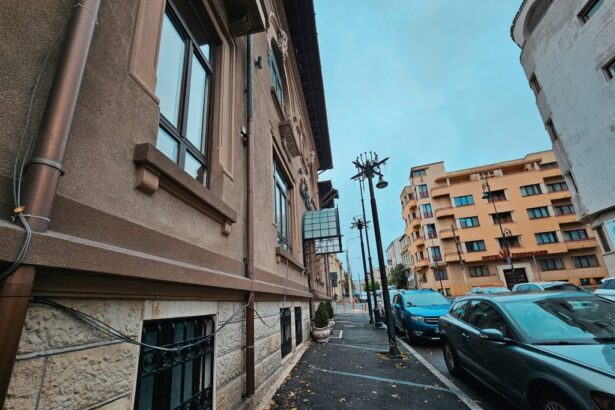 o casa mica din constanta veche intra in vizorul dezvoltatorilor legaturi cu proprietarul locului unde a functionat hotel continental 69a2311fe0332