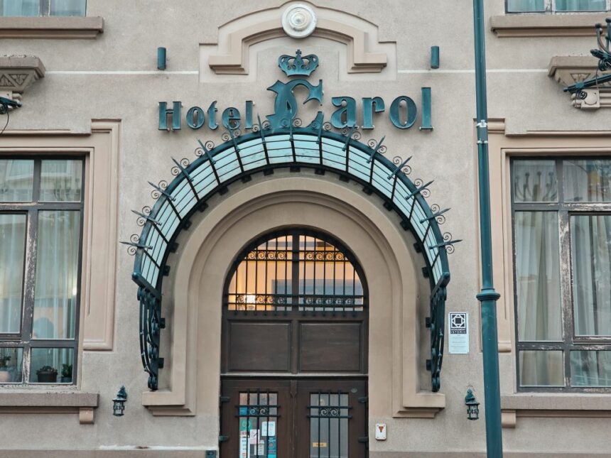 o casa mica din constanta veche intra in vizorul dezvoltatorilor legaturi cu proprietarul pe locul fostului hotel continental 69a22d9890aa4