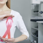 o doctorita a tratat sute de paciente cu cancer la san apoi s a imbolnavit si ea acum dezvaluie 4 obiceiuri care scad riscurile 6980321664312