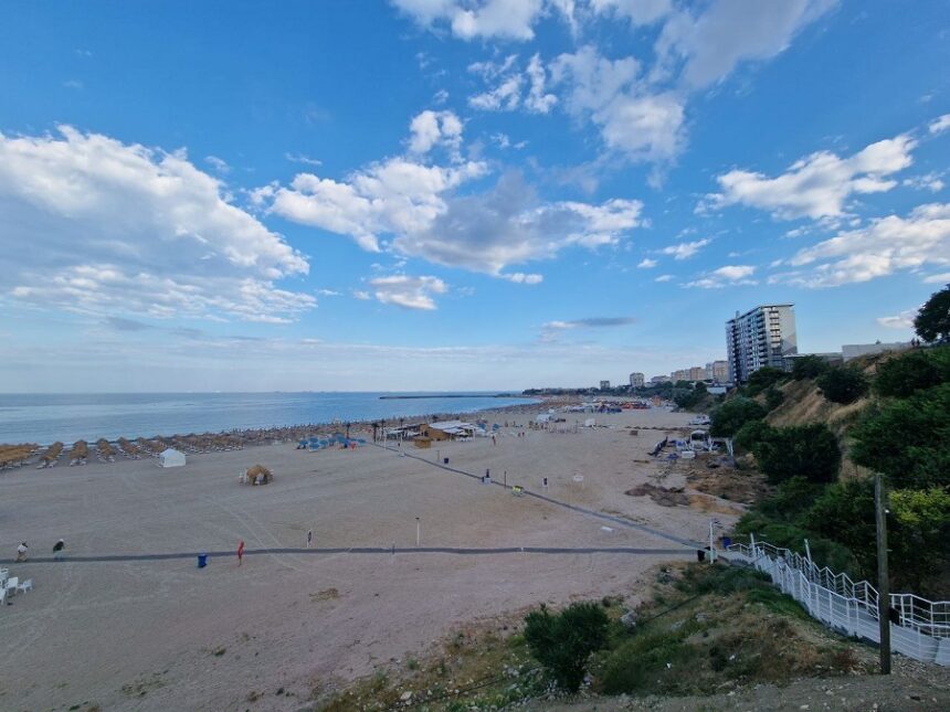 o suprafata de 500 mp din faleza nord si ar putea schimba proprietarul instanta s a retras pentru deliberari 69841726a4b73