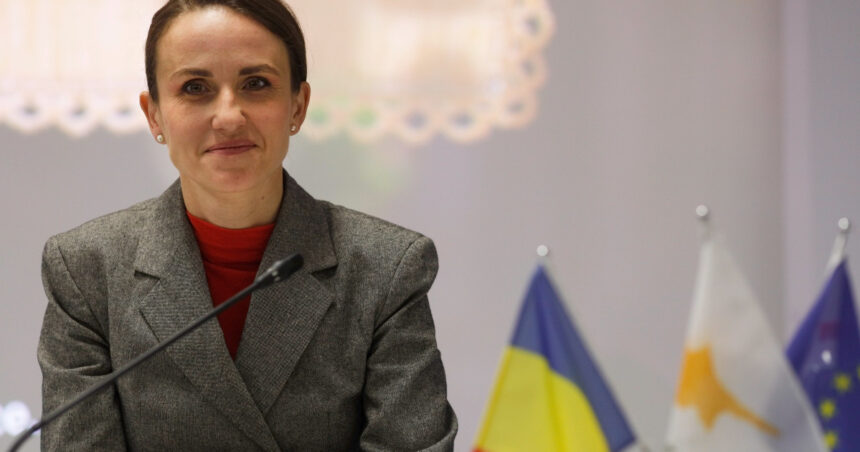 oana toiu vizita de lucru la londra ce teme va aborda ministra de externe cu oficialii britanici 69886ffb08cb2