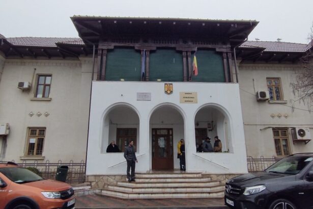 oficial magistratul anton cristian david fost presedinte al judecatoriei mangalia iese la pensie iata cand 69858bc52f0e0