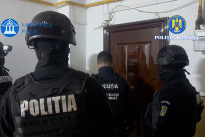 politist de penitenciar de la poarta alba condamnat dupa ce ar fi divulgat identitatea unui colaborator antimafia ce pedeapsa a primit 699f4f1631b92