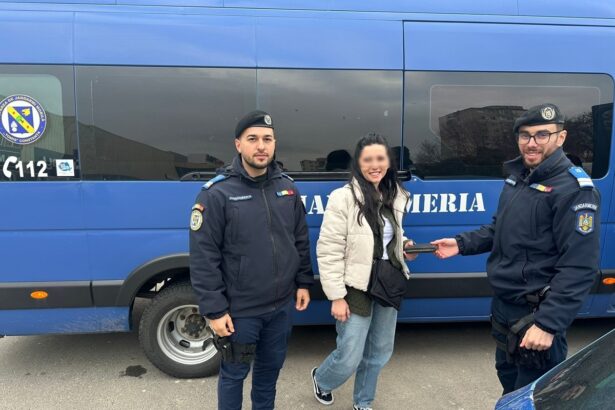 portofel pierdut restituit proprietarei de jandarmii din constanta 699f3d835e763