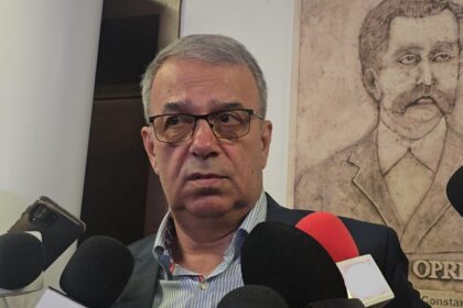 primarul chitac avansam cu modernizarea institutiilor de invatamant din constanta vezi aici stadiul lucrarilor la doua dintre scoli si un liceu 6990814e1a9c3