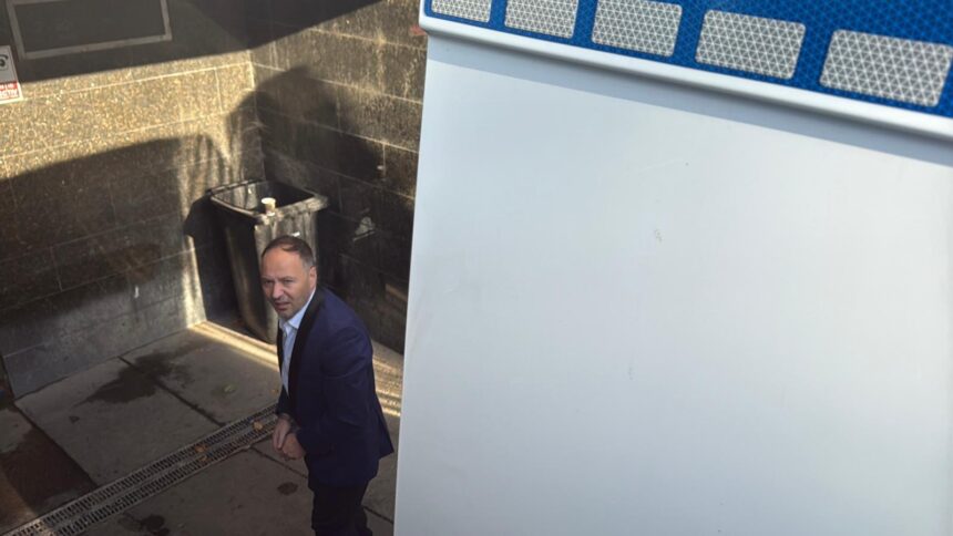 profesorul de religie de la energetic acuzat de pornografie infantila adus la curtea de apel constanta 698aff3b6eeee