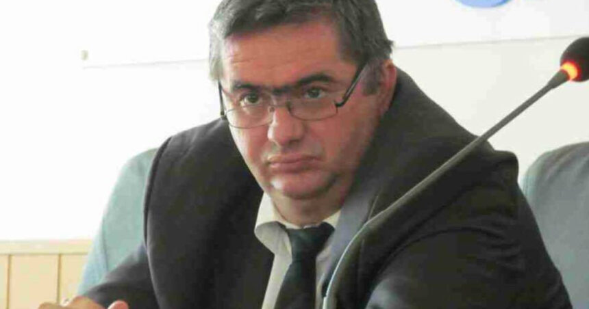 psd cere usr sa il retraga pe pensionarul special salvador caragea de la conducerea uzinei mecanice sadu 69a0471c2d3a2