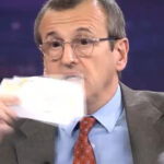 reactia lui ilie bolojan dupa ce o diploma de doctor a fost rupta in direct la digi24 nu de diplome ducem lipsa 699e068ae99eb