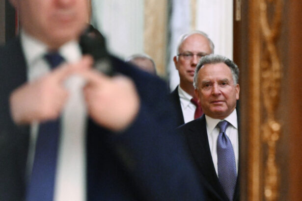 rusia i a propus public lui donald trump un acord economic in valoare de 14 trilioane de dolari cu o conditie 6997fbab78b89