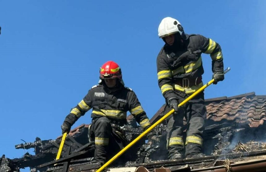 s a dat alarma in cuza voda pompierii intervin cu doua autospeciale si cu un smurd 6996af5297680