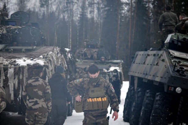 sefii armatelor din marea britanie si germania cer reinarmarea europei trebuie sa ne pregatim pentru un posibil conflict cu rusia 69922200bece0