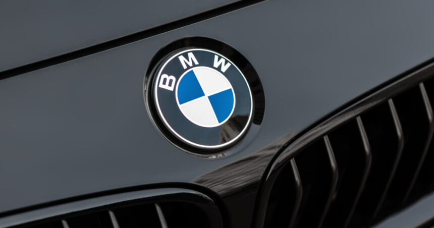 sute de mii de bmw uri din intreaga lume rechemate la service din cauza unei defectiuni ce modele sunt afectate 698ca3c166efa