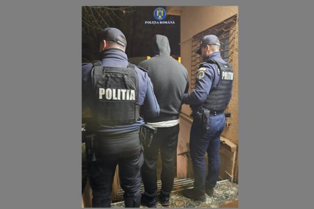 tanara batuta cu scaunul intr un peco din mamaia de iubitul ei individul a fost incatusat 69847289c6ce4