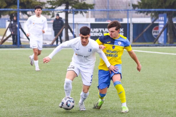 test reusit pentru axiopolis cernavoda in compania juniorilor de la farul constanta 69918ce78b10f