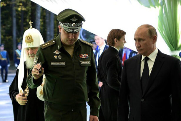 un fost viceministru rus condamnat pentru coruptie a cerut sa mearga la razboi in ucraina pentru a scapa de inchisoare 699873310b24f