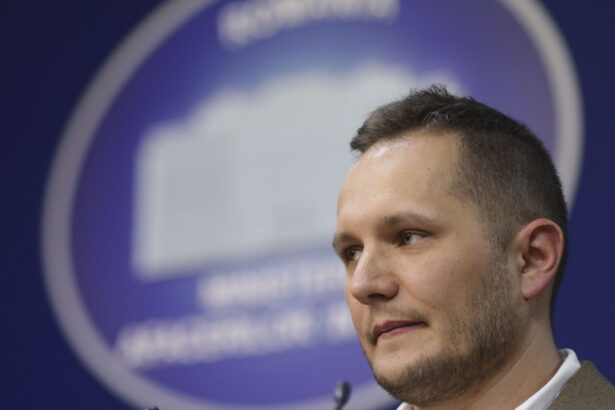 video amenzi pentru cei care au absentat nemotivat de la sedinta prefecturii bucuresti anuntul prefectului 69a1b71cbe0b6