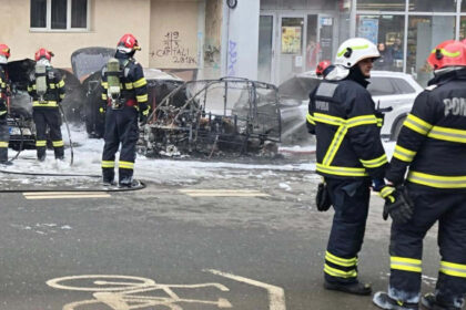 video cum s a intamplat cumplita tragedie din bucuresti de ce a murit femeia in masina electrica arsa ca o torta iar sotul ei a scapat 698f51520d1d7