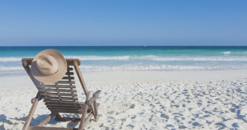 video femeie retinuta dupa inselaciuni cu oferte turistice last minute familii cu copii date afara din hotel in turcia 69949e5b73fea