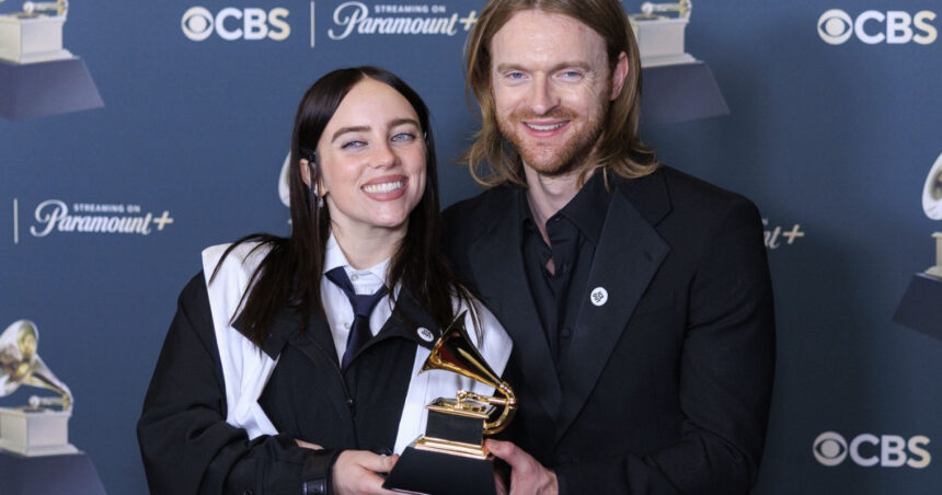 video grammy 2026 billie eilish castiga cu wildflower si cu discursul despre abuzurile ice nimeni nu este ilegal pe un teritoriu furat 6980464c22ecd