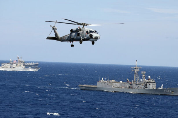 video nato trimite o flota langa groenlanda intr unul dintre cele mai mari exercitii navale din ultimii ani unde va participa romania 6991bc197e9f6