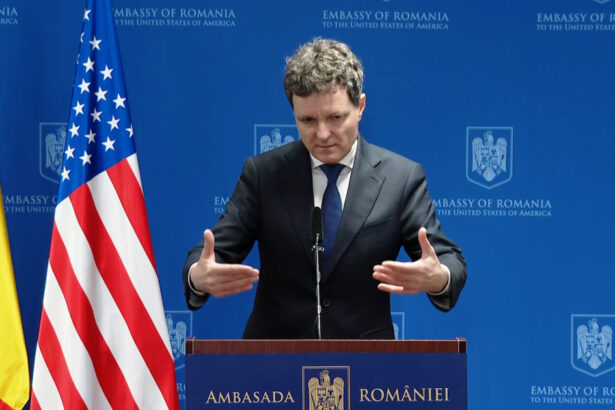 video reactia lui nicusor dan dupa ce trump l a numit prim ministru nu e timpul trecut ce spune despre imaginea romaniei in sua 6997787d59f92