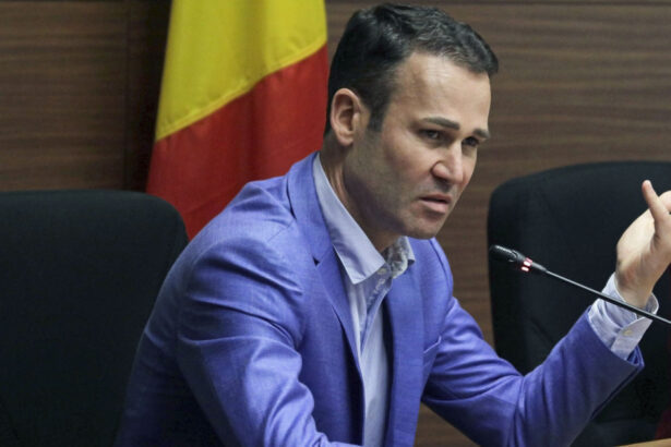 video robert negoita anunta ca va contesta decizia procurorilor dna nu mai pot sa preiau mesaje sesizari vom regla lucrurile in instanta 6985c3cf66b1b