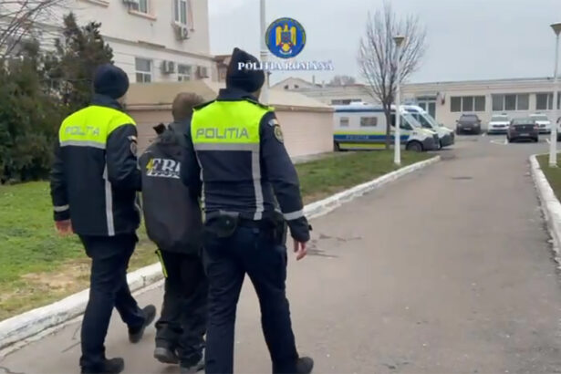 video sofer beat si fara permis la plimbare pe bulevardul alexandru lapusneanu acesta a mai fost condamnat pentru infractiuni la regimul rutier 698c3f677a06a