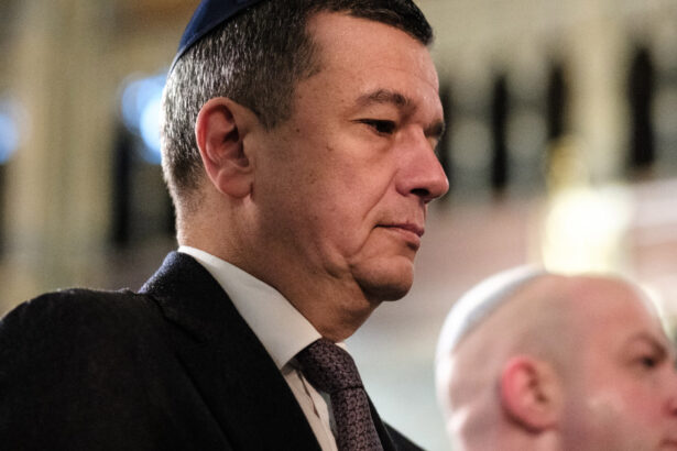 video sorin grindeanu a vizitat sfantul mormant si zidul plangerii romanii sunt respectati la ierusalim pentru ca si au aparat credinta 698373d45f058