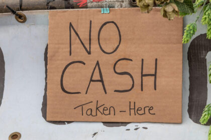 video ue impune o limita pentru platile cash de anul viitor adrian negrescu in romania functioneaza deja aceasta regula 6999f2665c989