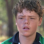 video un baiat de 13 ani a inotat in ocean timp de patru ore pentru a si salva mama si fratii 6981bfde3c4c8