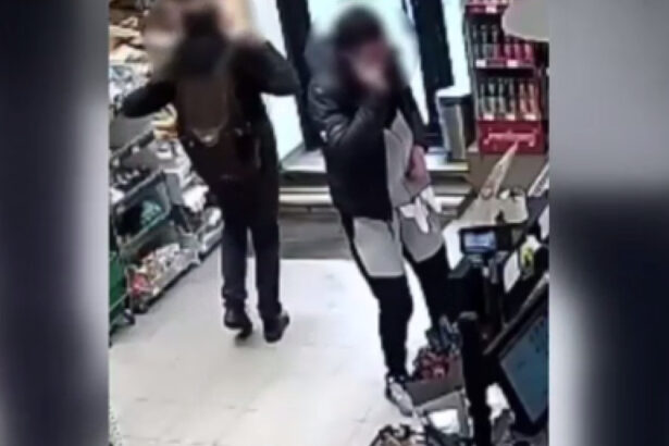 video un irlandez de 22 de ani injunghiat de un prieten de aceeasi nationalitate intr un apartament inchiriat in bucuresti 6980cd48a01ad