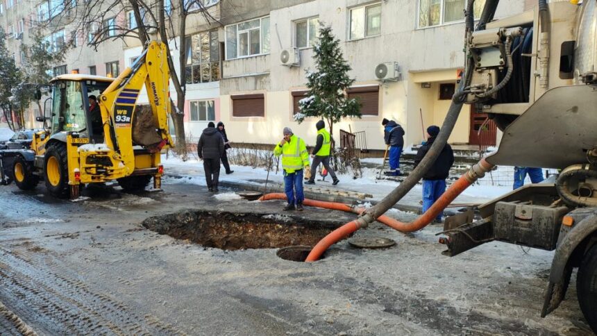 videofoto pericol pe o strada din constanta crater urias dupa inghet 6996cb2459e62