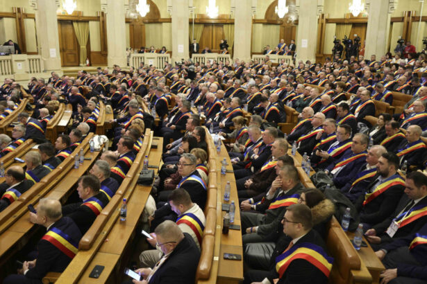 videofoto reportaj bolojan rade de noi cum a aratat intalnirea dintre premier si primarii revoltati pe taxe si taieri huiduieli si ironii 698b5954965a5