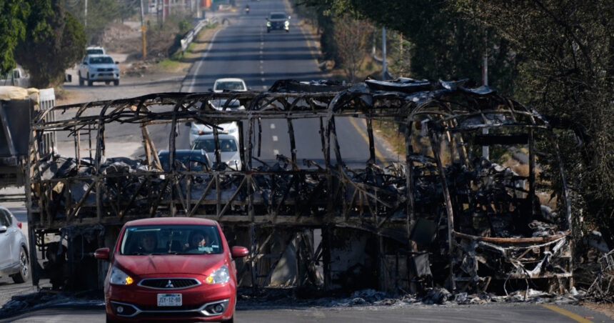 zeci de morti in mexic in urma violentelor declansate dupa uciderea liderului de cartel el mencho 699cae0370cef