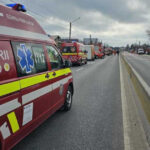 accident grav intre un microbuz scolar si un autocamion in dambovita plan rosu activat copii raniti dusi la bucuresti 69c63fe04c449