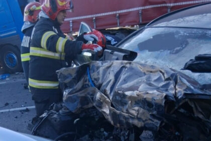 accident grav pe dn1 in bihor un tir si trei autoturisme implicate o femeie resuscitata la fata locului traficul este blocat 69a7054d02226