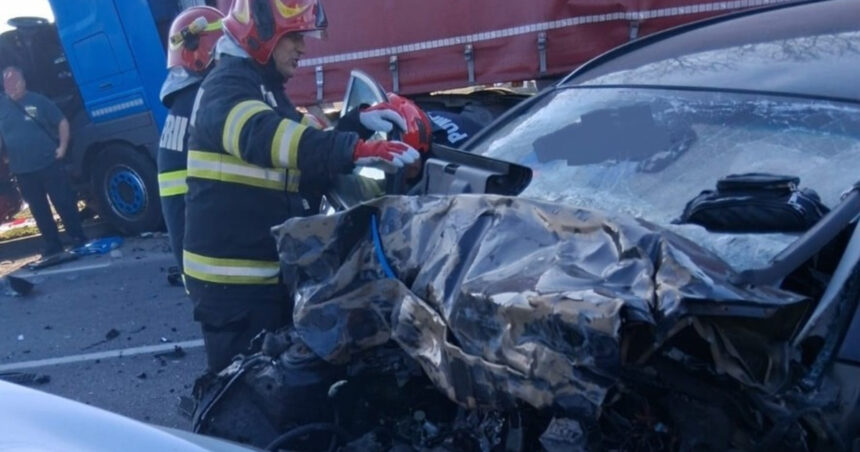 accident grav pe dn1 in bihor un tir si trei autoturisme implicate o femeie resuscitata la fata locului traficul este blocat 69a7054d02226