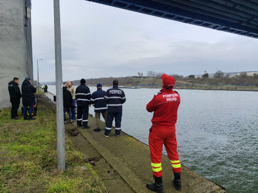 alerta langa agigea trupul unei persoane descoperit in apa 69b8fd4e9602a