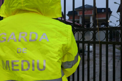 amenda de 100 000 de lei pentru o firma din buzau garda de mediu a gasit deseuri periculoase depozitate ilegal 69c29fb98fd64