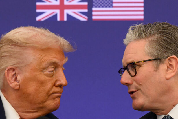 analiza de ce atacurile lui trump il lasa rece pe starmer in criza iranului nu mai suntem in epoca lui churchill 69a91be7e5891