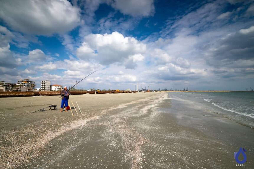 anar a reluat licitatiile pentru 10 sectoare de plaja din navodari si alte 92 in alte statiuni 69cc41800e809