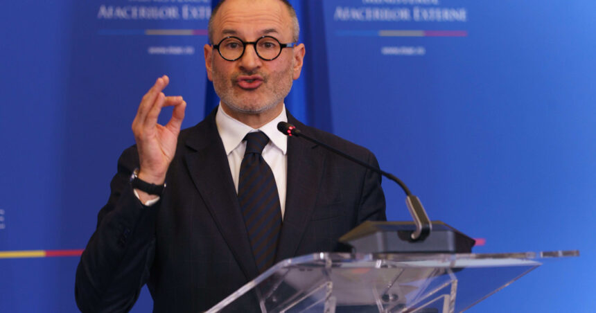 andrei tarnea spune ca numele fiicei lui victor ponta nu putea fi scos de pe lista pentru repatriere se incadreaza in codul penal 69ac5cdb7de45