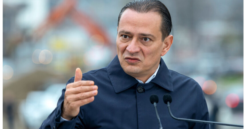 baluta atac frontal la bolojan franeaza dezvoltarea romaniei si a dovedit limitele 69b54a03d6970