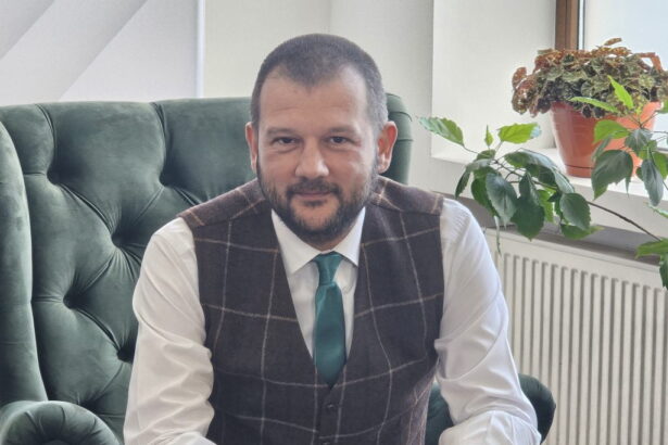 bogdan bola este din nou managerul spitalului orasenesc harsova mi am si asumat faptul ca o revenire a mea inseamna niste asteptari 69aaaa949a599