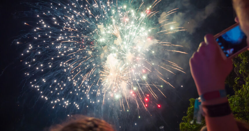 bucurestiul renunta la artificii ce taxa trebuie sa plateasca cei care vor sa organizeze spectacole pirotehnice 69b5894b4360d