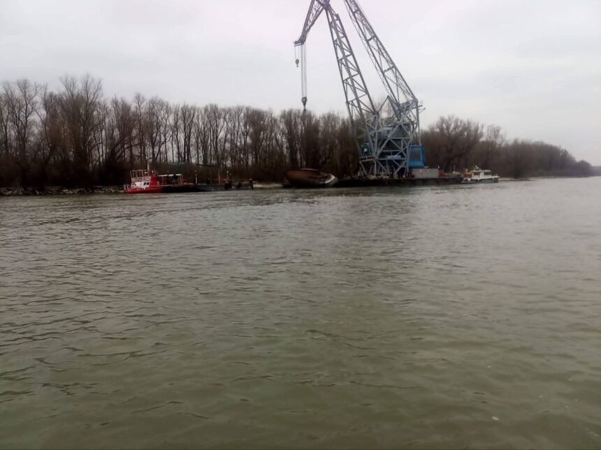 canalul sulina inchis navigatiei o nava destinata transportului pilotilor maritimi s a scufundat 69bfd09101738