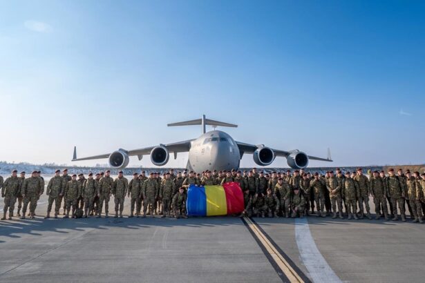 cei 117 militari romani din irak au revenit in tara dupa ajustarea misiunii nato 69bebe5fbb174