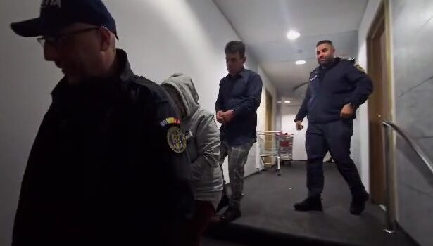 cinci inculpati din dosarul fabrica de mosteniri in frunte cu vlad virgil capul retelei sunt asteptati la curtea de apel 69b141bfc4aea